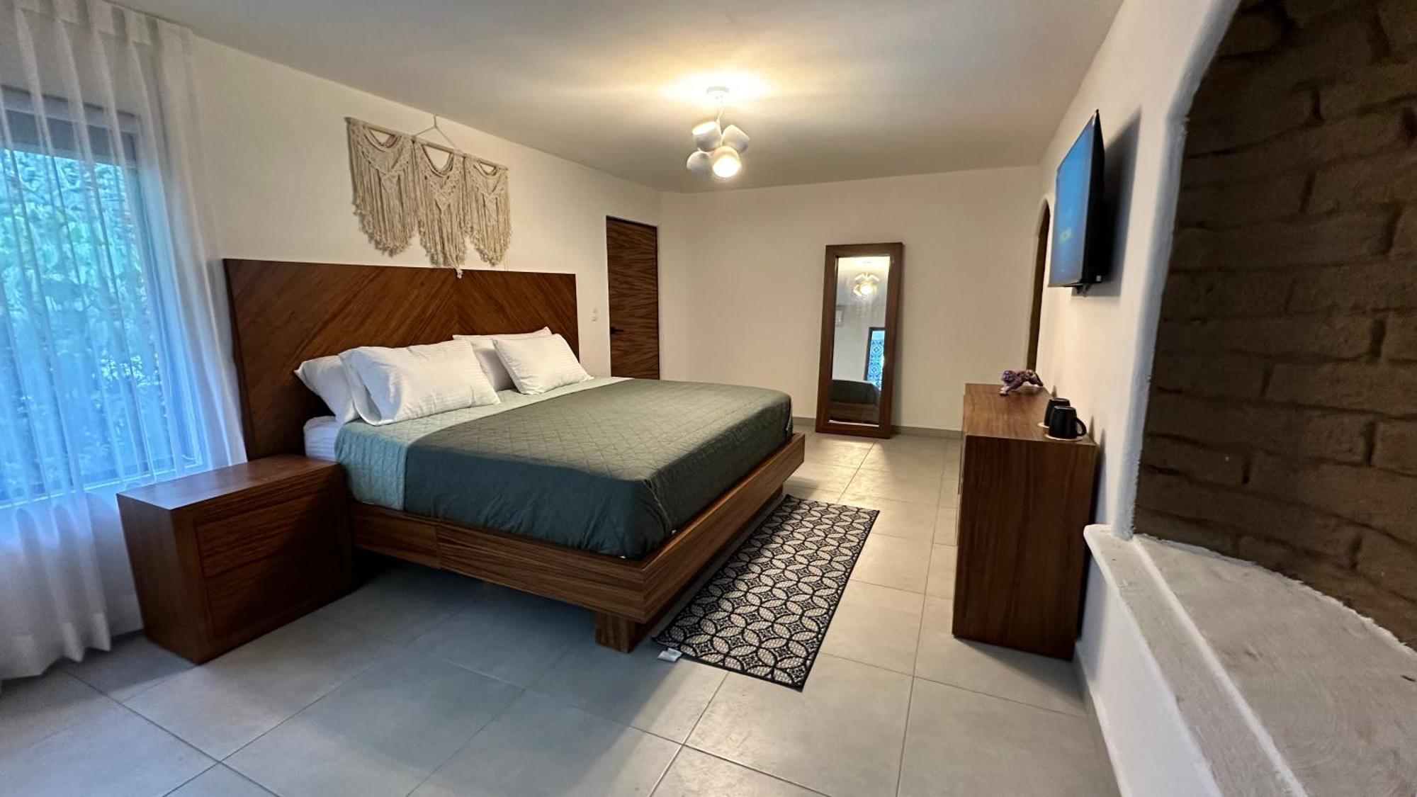 Hotel Boutique Villa Escondida, A Pasos De Lo Mejor En トラケパケ エクステリア 写真