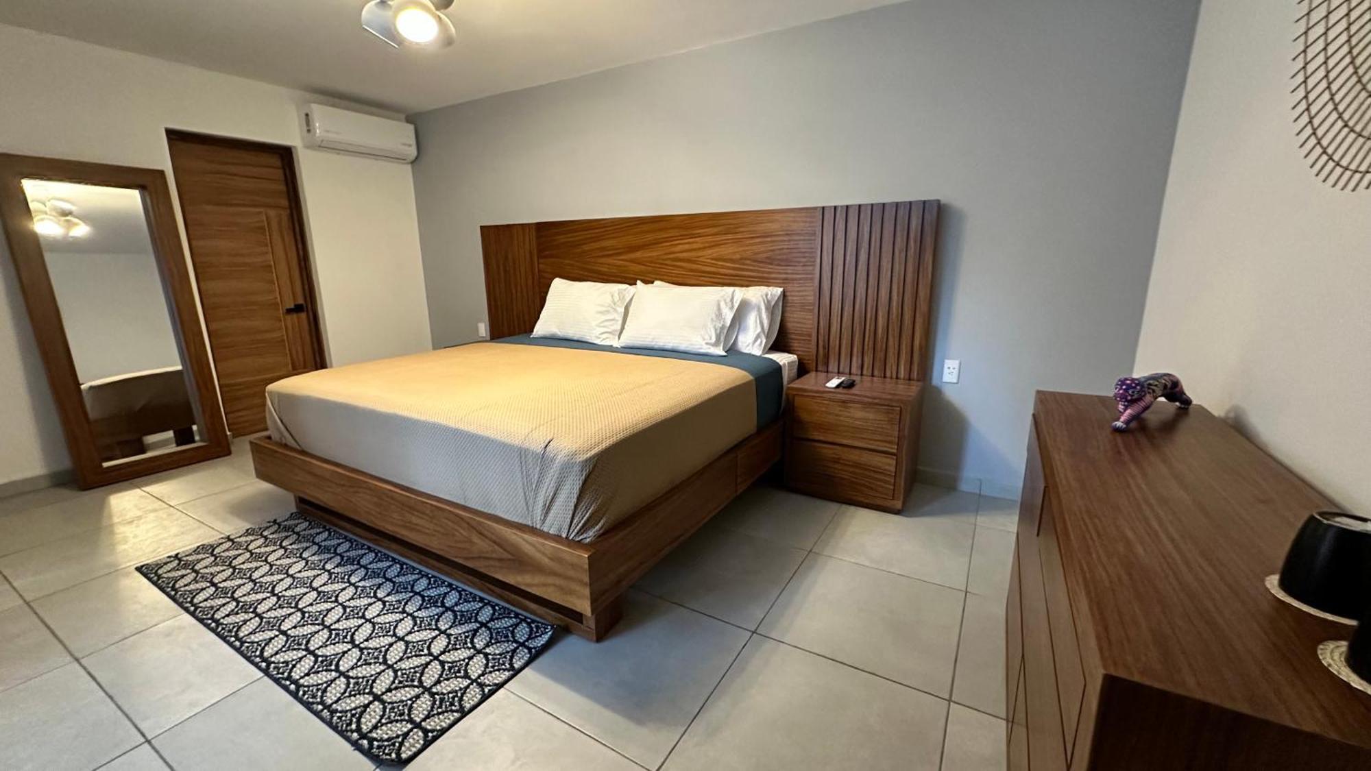 Hotel Boutique Villa Escondida, A Pasos De Lo Mejor En トラケパケ エクステリア 写真