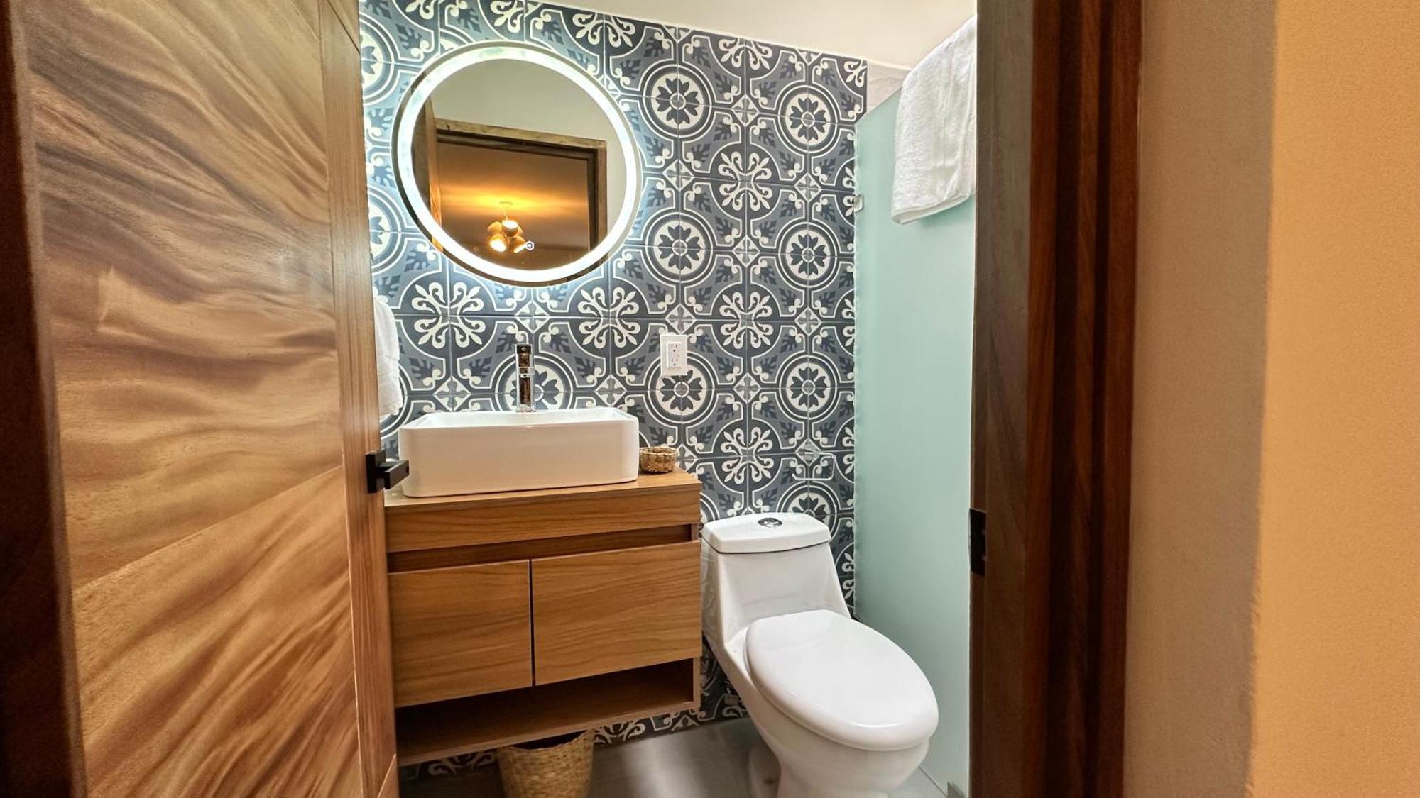 Hotel Boutique Villa Escondida, A Pasos De Lo Mejor En トラケパケ エクステリア 写真