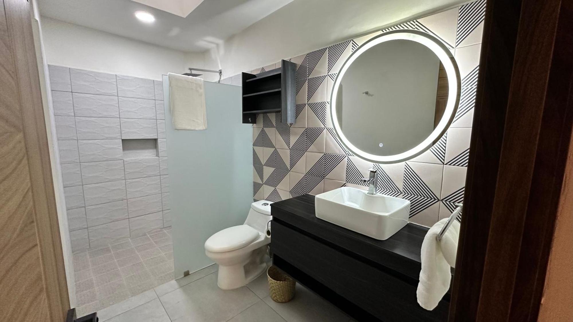 Hotel Boutique Villa Escondida, A Pasos De Lo Mejor En トラケパケ エクステリア 写真