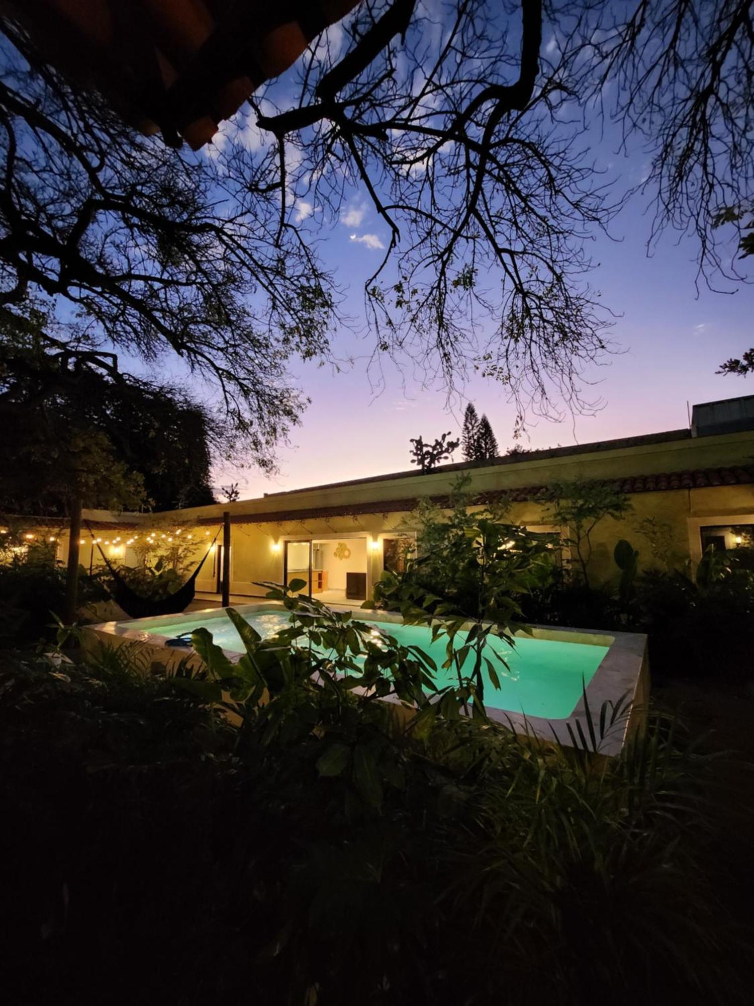 Hotel Boutique Villa Escondida, A Pasos De Lo Mejor En トラケパケ エクステリア 写真