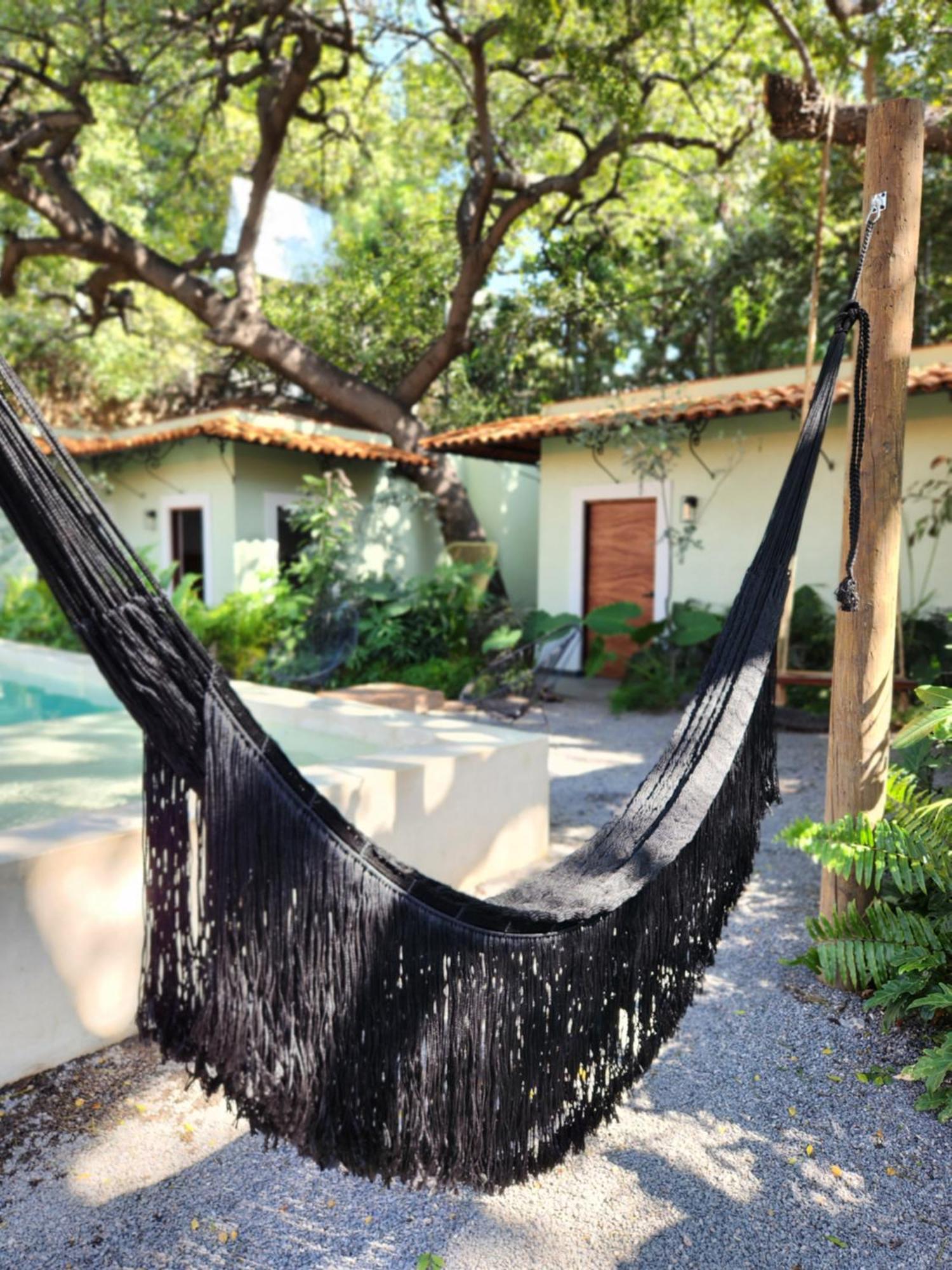 Hotel Boutique Villa Escondida, A Pasos De Lo Mejor En トラケパケ エクステリア 写真